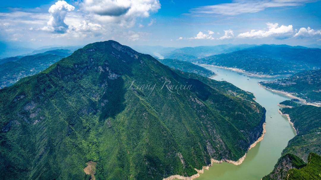 雄浑的西陵峡